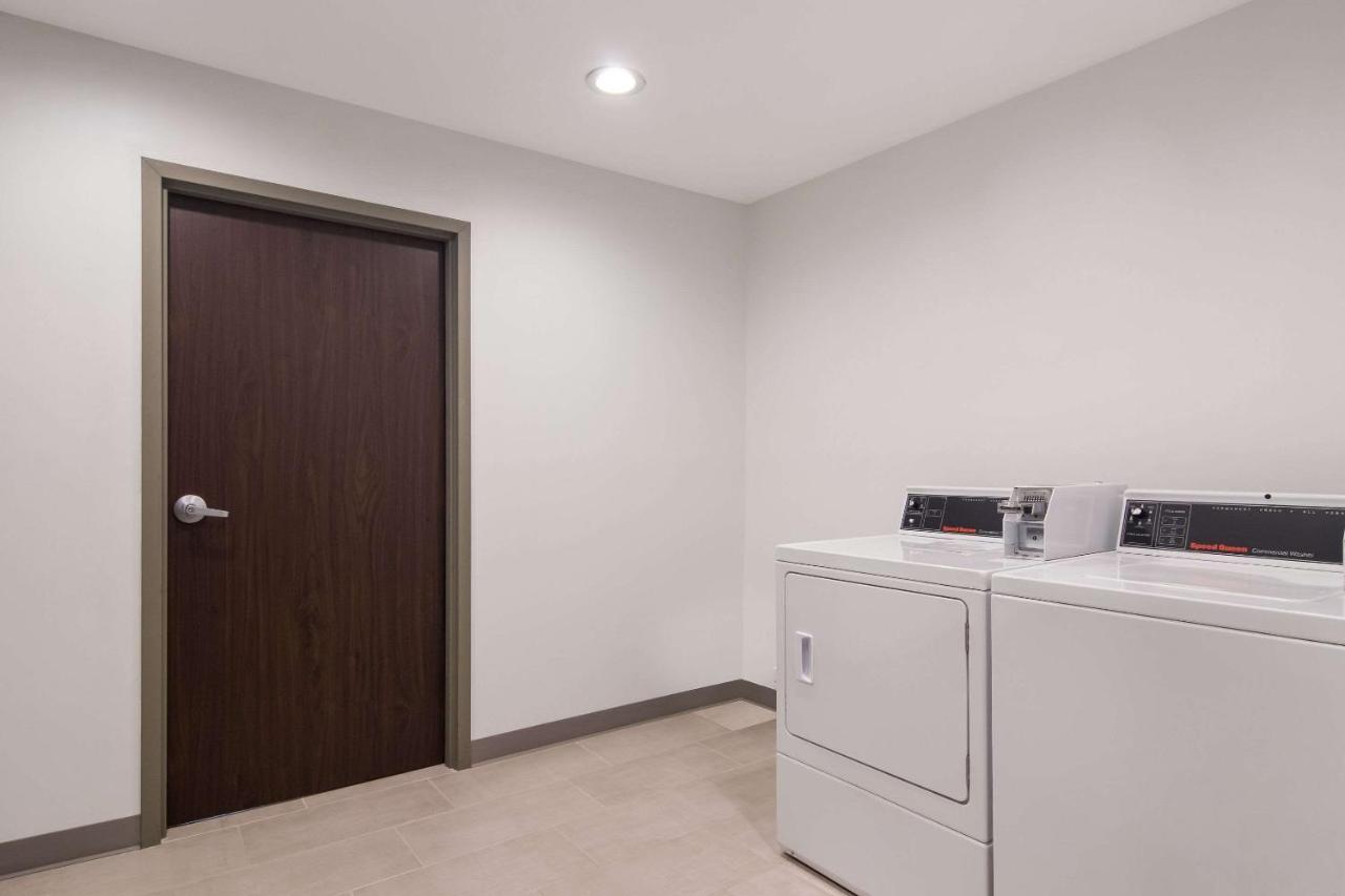 Mainstay Suites Clarion, Pa Near I-80 Экстерьер фото